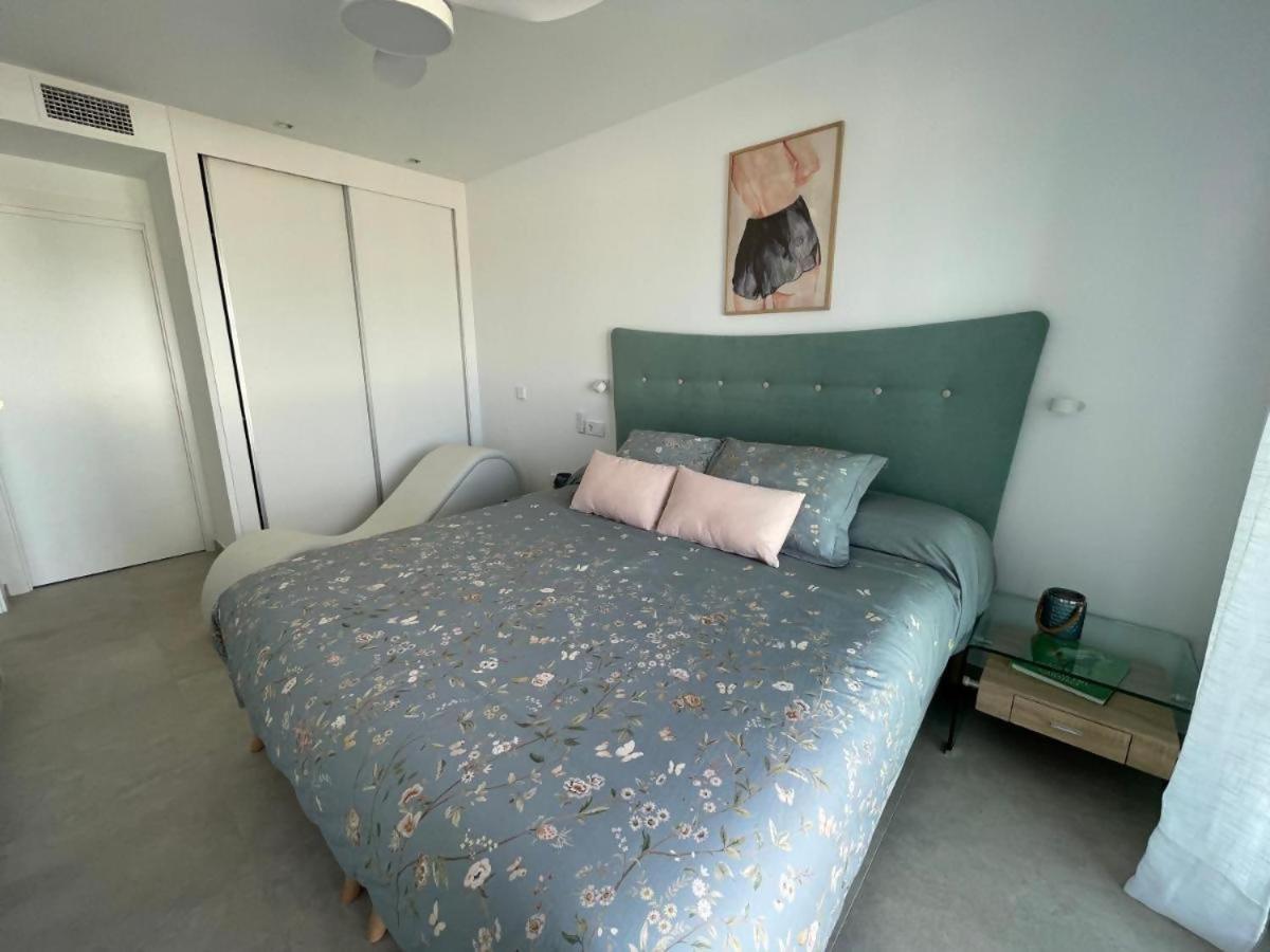 Iconic Alluba Alicante Luxury Bay Apartment *