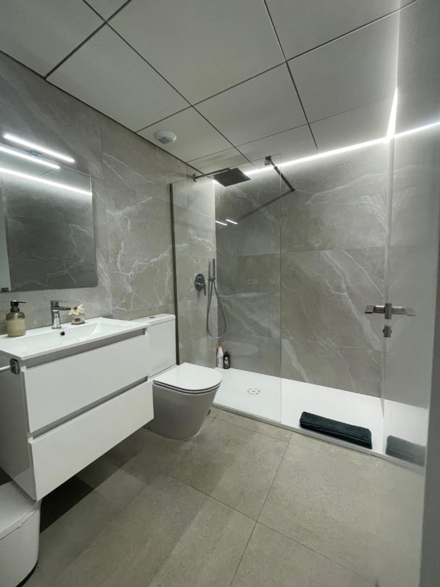 Iconic Alluba Alicante Luxury Bay Apartment